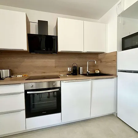 2 Pieces, 4 Pers, Climatisation, Parking A - Fr-1-226b-235 كوغولين